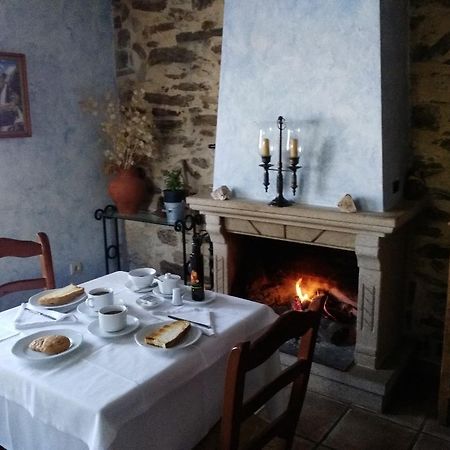 Готель Mesa Del Conde San Felices de los Gallegos Екстер'єр фото