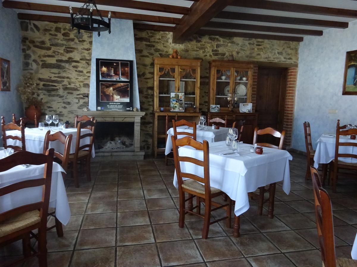 Готель Mesa Del Conde San Felices de los Gallegos Екстер'єр фото